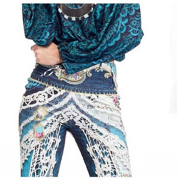 Antique Therapy Floats on Flares Comfort Pants - Picture 7 of 16